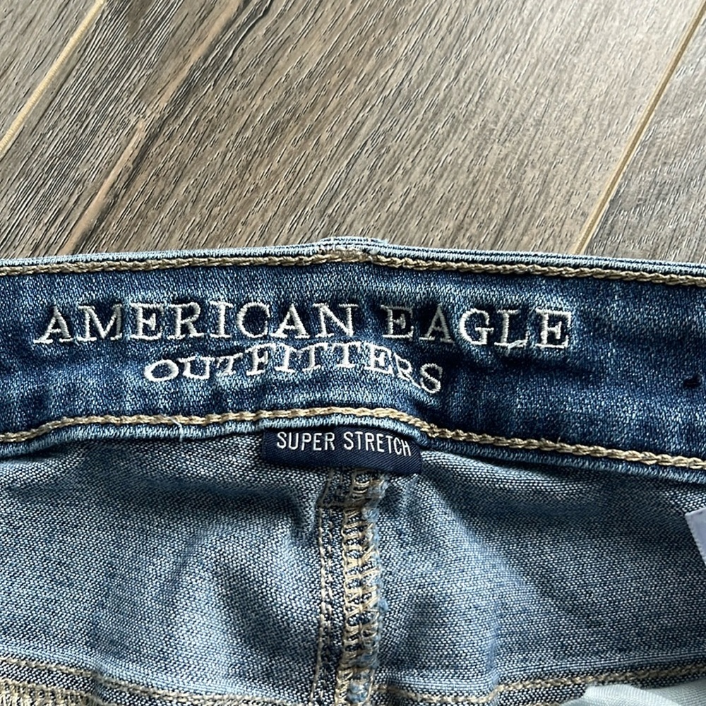 AMERICAN EAGLE Distressed Blue Skinny Jeans - Picture 4 of 8